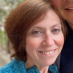 Meet your Posher, Lori